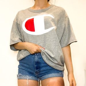SOLD⚡️Champion Tee Shirt⚡️